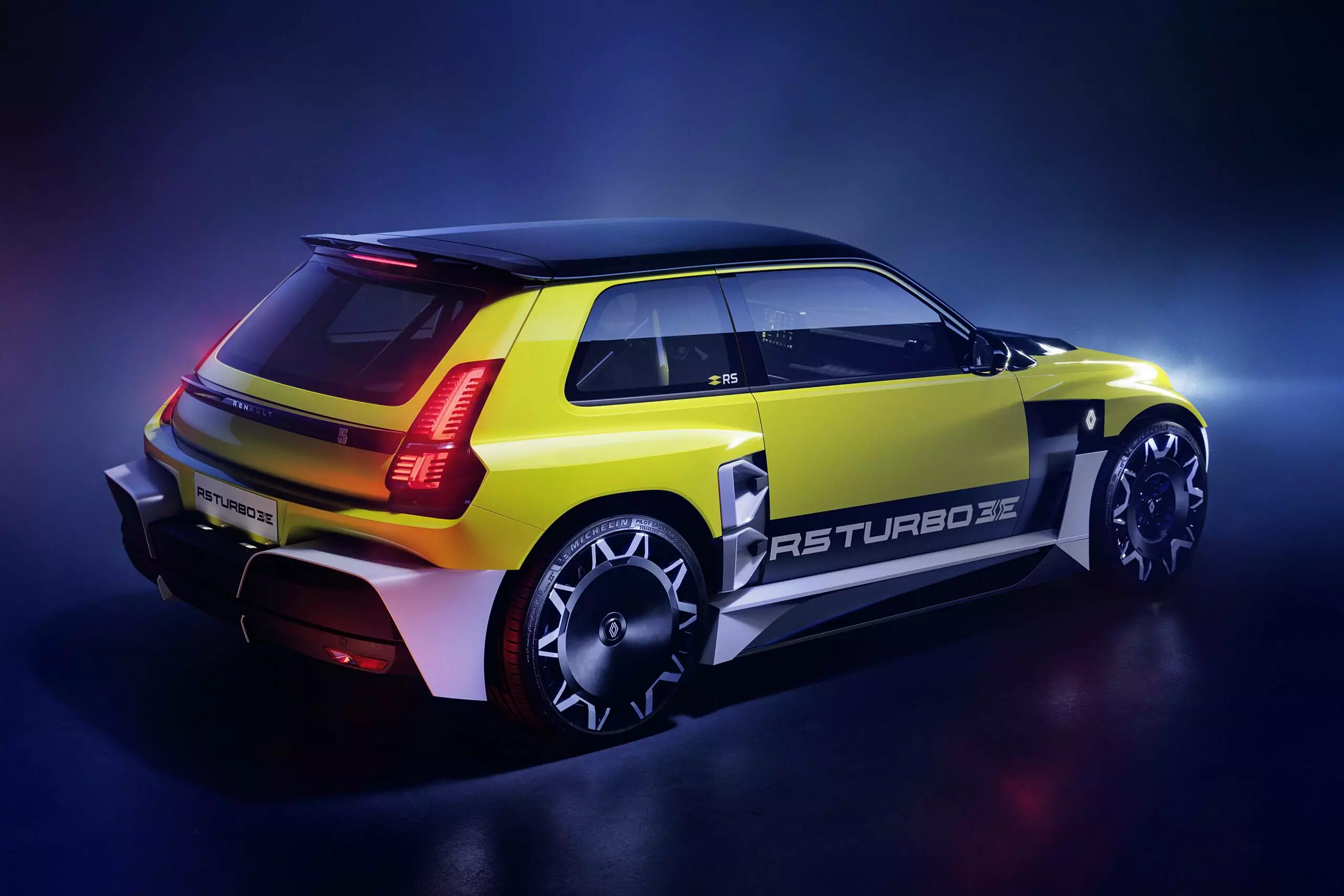 prize de aer pentru o aerodinamică îmbunătățită - Renault 5 Turbo 3E